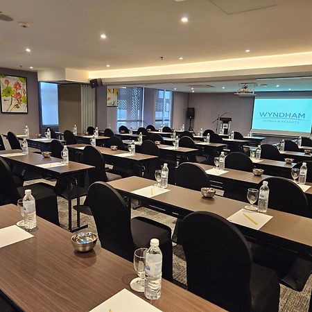 Days Hotel & Suites By Wyndham Kl - Chan Sow Lin Mrt Or Lrt Kuala Lumpur Eksteriør bilde