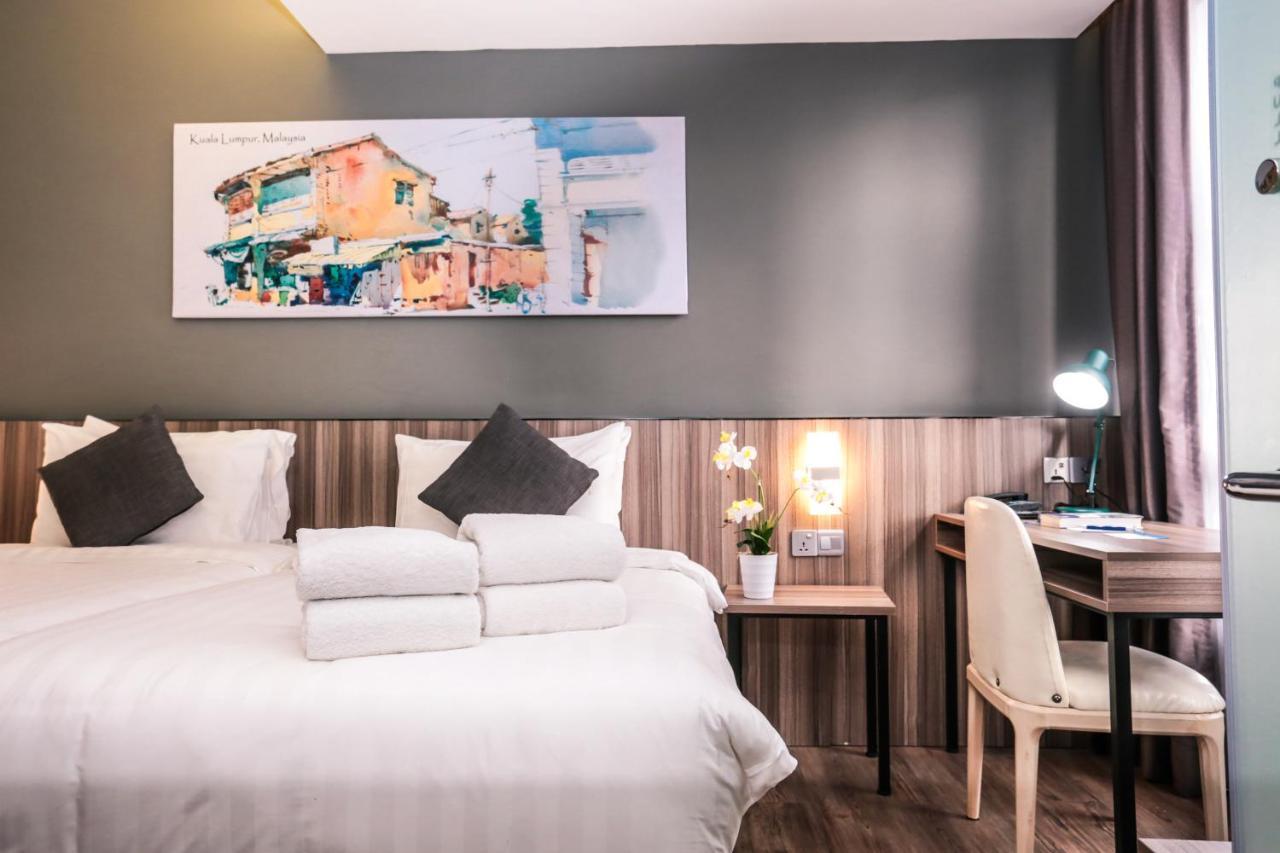 Days Hotel & Suites By Wyndham Kl - Chan Sow Lin Mrt Or Lrt Kuala Lumpur Eksteriør bilde
