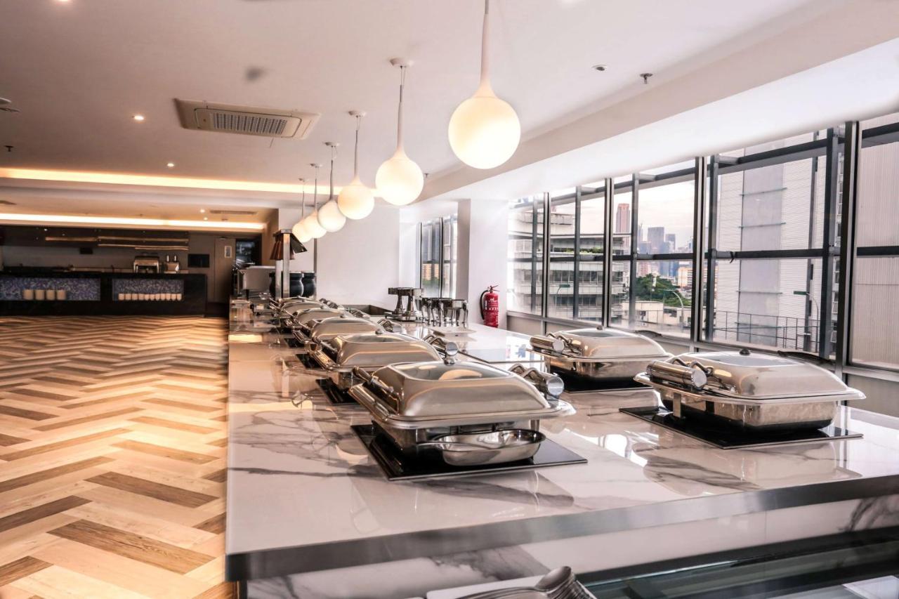Days Hotel & Suites By Wyndham Kl - Chan Sow Lin Mrt Or Lrt Kuala Lumpur Eksteriør bilde