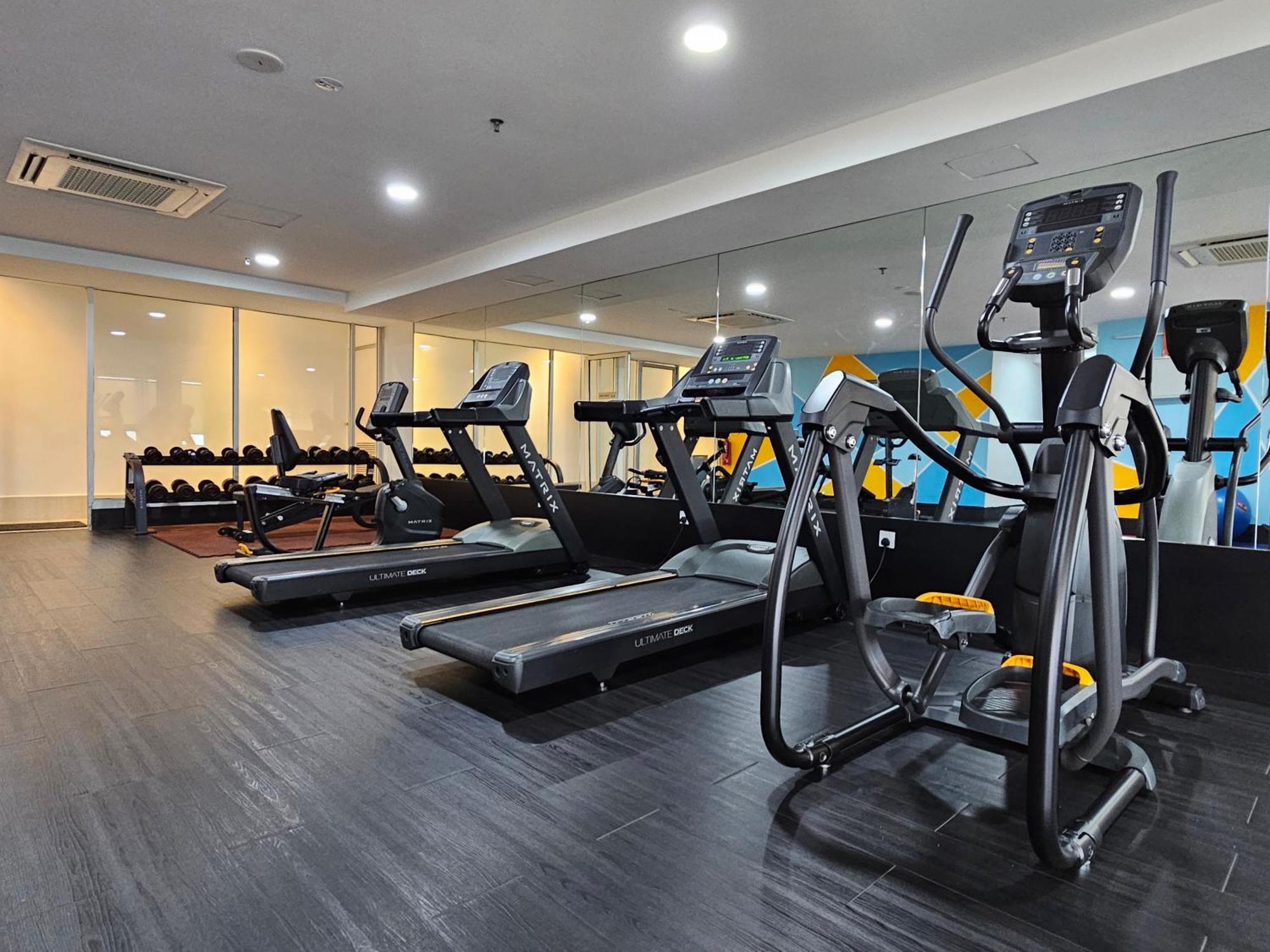 Days Hotel & Suites By Wyndham Kl - Chan Sow Lin Mrt Or Lrt Kuala Lumpur Eksteriør bilde